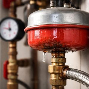 течь расширительного бачка